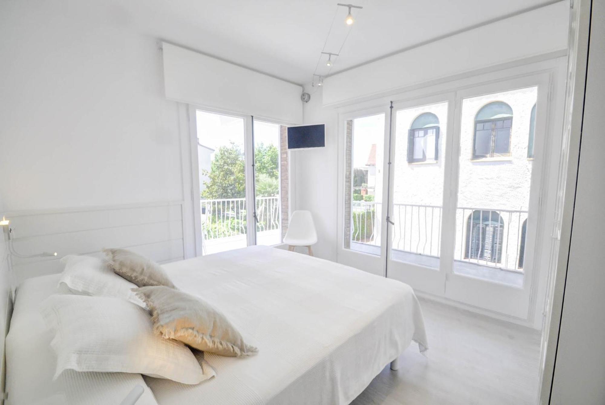 The Luxor Apartment By Hello Homes Sitges Eksteriør billede
